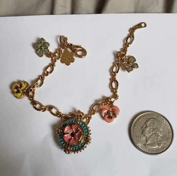 Joan Rivers Gold Pansy Charm Bracelet - Reversible - Picture 4 of 7